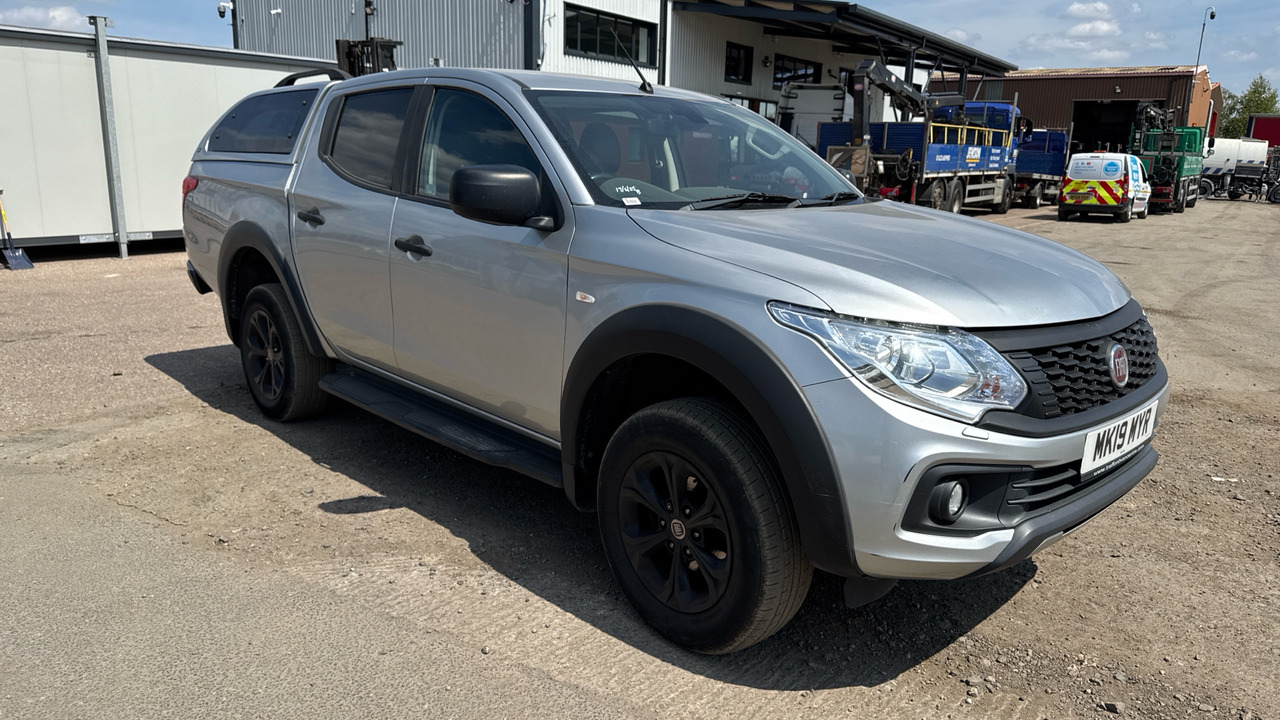 FIAT FULLBACK 2.4 CROSS - Пикап, Бус с двойна кабина: снимка 1 FIAT FULLBACK 2.4 CROSS - Пикап, Бус с двойна кабина: снимка 1