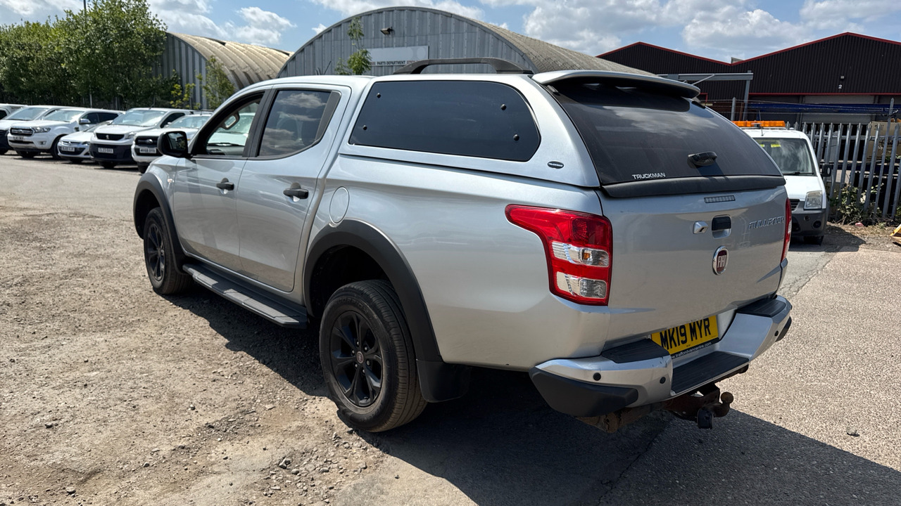 FIAT FULLBACK 2.4 CROSS - Пикап, Бус с двойна кабина: снимка 3 FIAT FULLBACK 2.4 CROSS - Пикап, Бус с двойна кабина: снимка 3