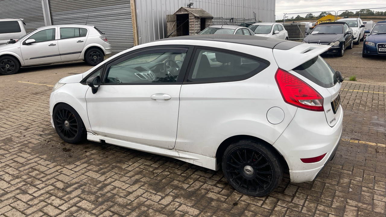 FORD FIESTA S 90 1.6 TDCI ZETEC - Хечбек: снимка 3 FORD FIESTA S 90 1.6 TDCI ZETEC - Хечбек: снимка 3