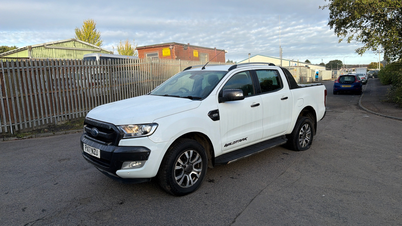 FORD RANGER WILDTRAK 3.2 TDCI 200PS - Пикап, Бус с двойна кабина: снимка 2 FORD RANGER WILDTRAK 3.2 TDCI 200PS - Пикап, Бус с двойна кабина: снимка 2