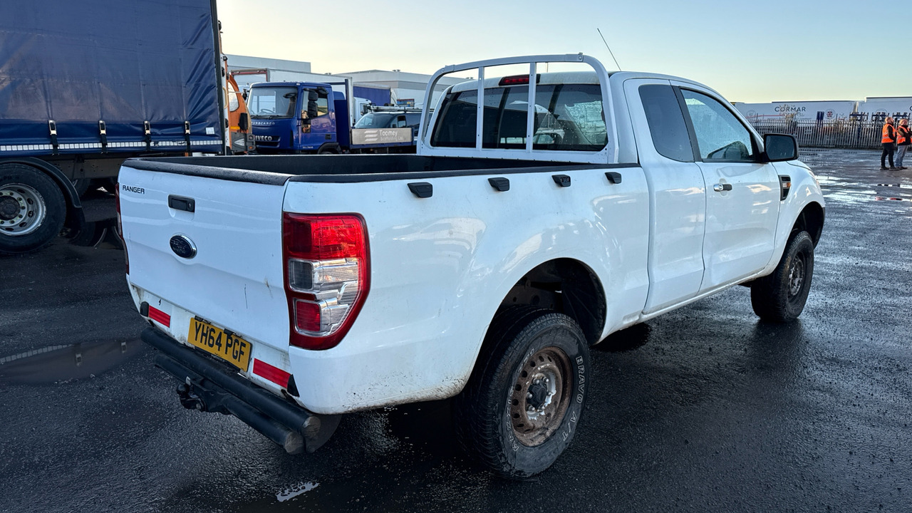 FORD RANGER XL 2.2 TDCi 150ps - Пикап, Бус с двойна кабина: снимка 4 FORD RANGER XL 2.2 TDCi 150ps - Пикап, Бус с двойна кабина: снимка 4