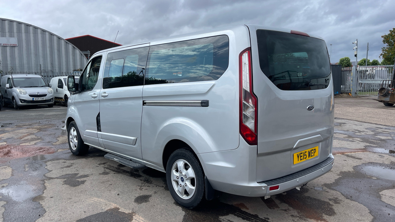 FORD TOURNEO CUSTOM 300 2.2 TDCi 125PS - Микробус, Пътнически бус: снимка 3 FORD TOURNEO CUSTOM 300 2.2 TDCi 125PS - Микробус, Пътнически бус: снимка 3