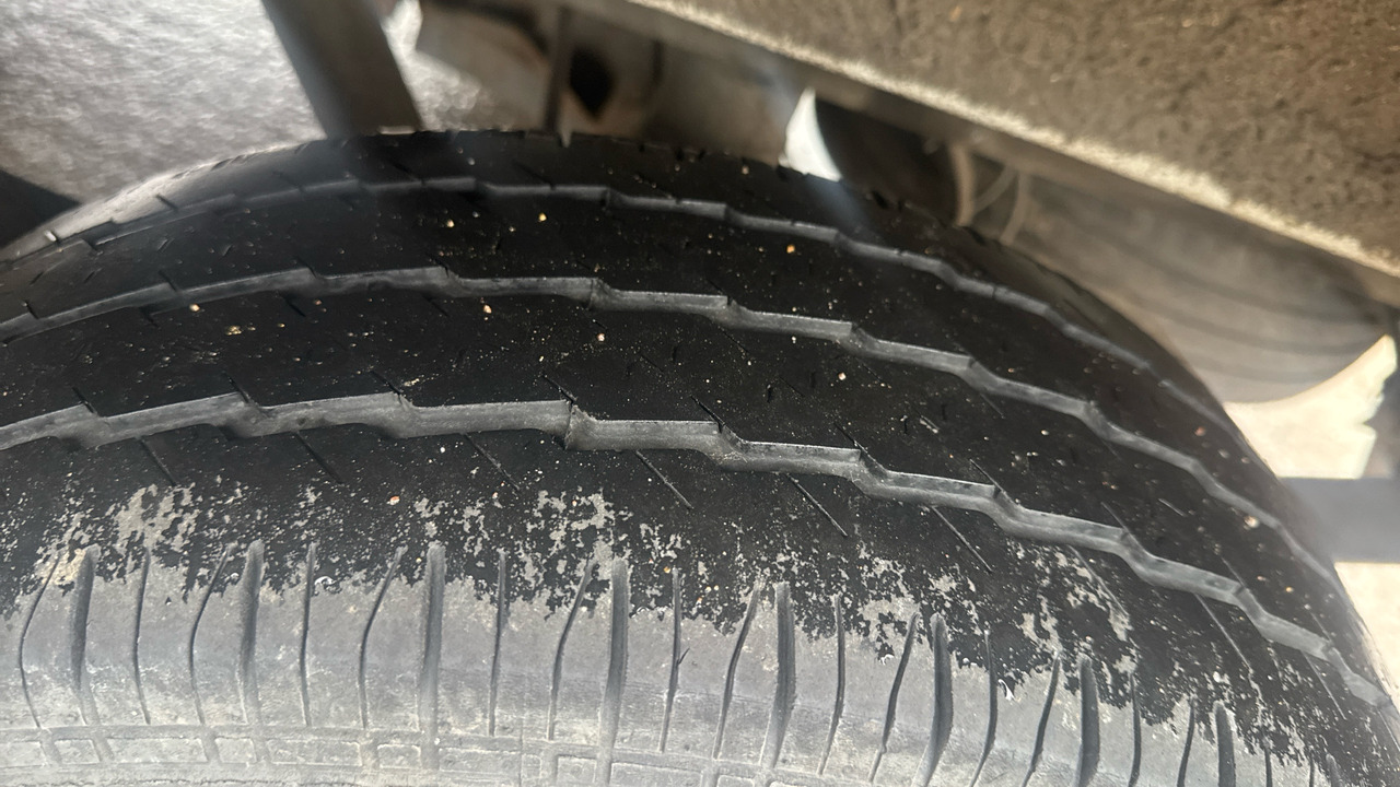 Товарен бус FORD TRANSIT 2.0 EcoBlue 130ps Leader: снимка 14