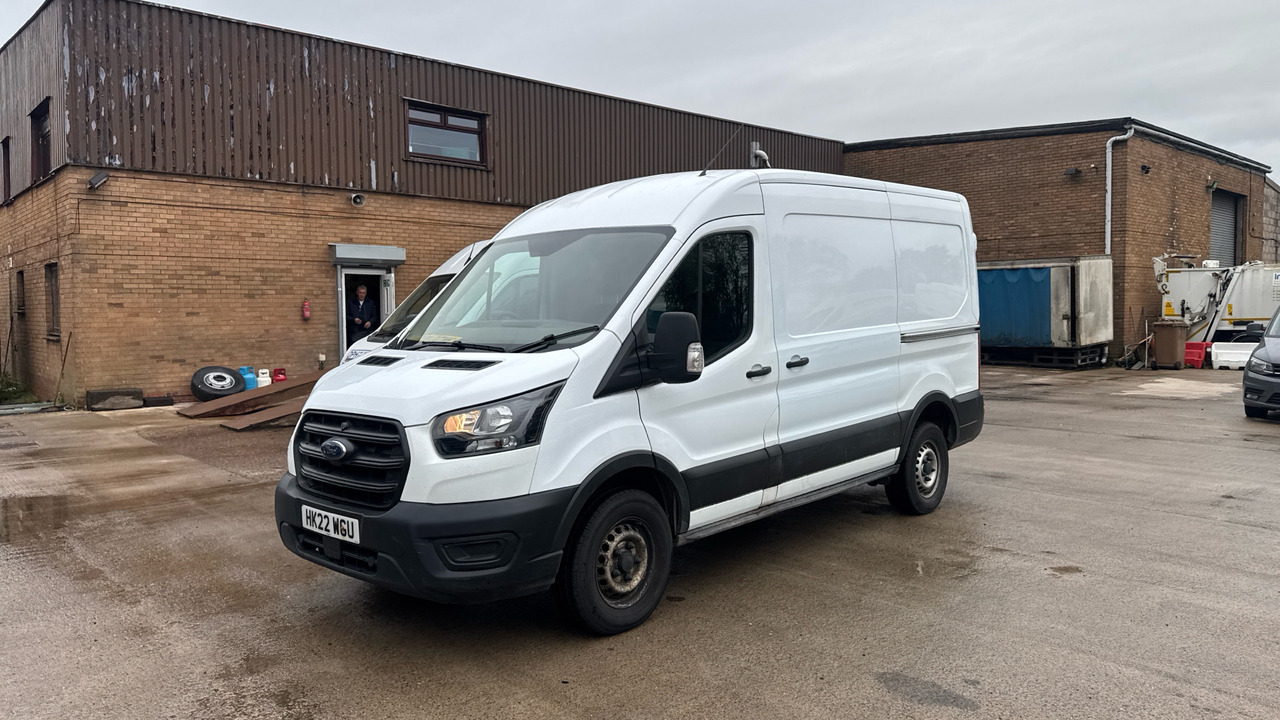 FORD TRANSIT 2.0 EcoBlue 130ps Leader - Товарен бус: снимка 2 FORD TRANSIT 2.0 EcoBlue 130ps Leader - Товарен бус: снимка 2