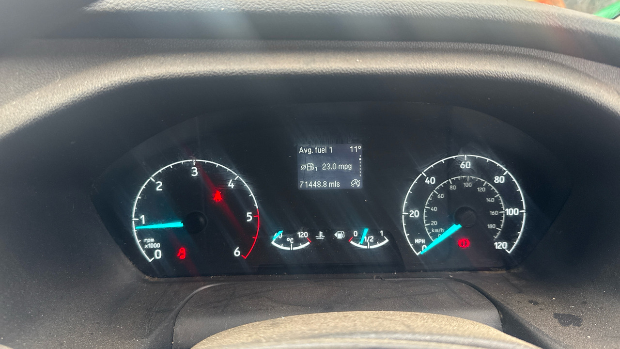 Товарен бус FORD TRANSIT 2.0 EcoBlue 130ps Leader: снимка 6