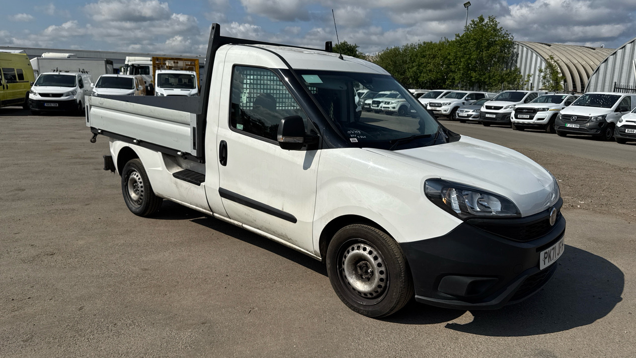 Fiat Doblo Work Up 1.6 MULTIJET 16V - Бордови бус: снимка 1 Fiat Doblo Work Up 1.6 MULTIJET 16V - Бордови бус: снимка 1