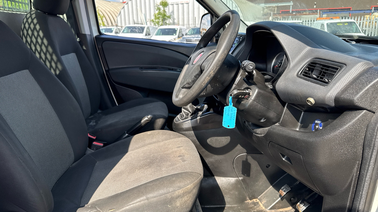 Fiat Doblo Work Up 1.6 MULTIJET 16V - Бордови бус: снимка 5 Fiat Doblo Work Up 1.6 MULTIJET 16V - Бордови бус: снимка 5