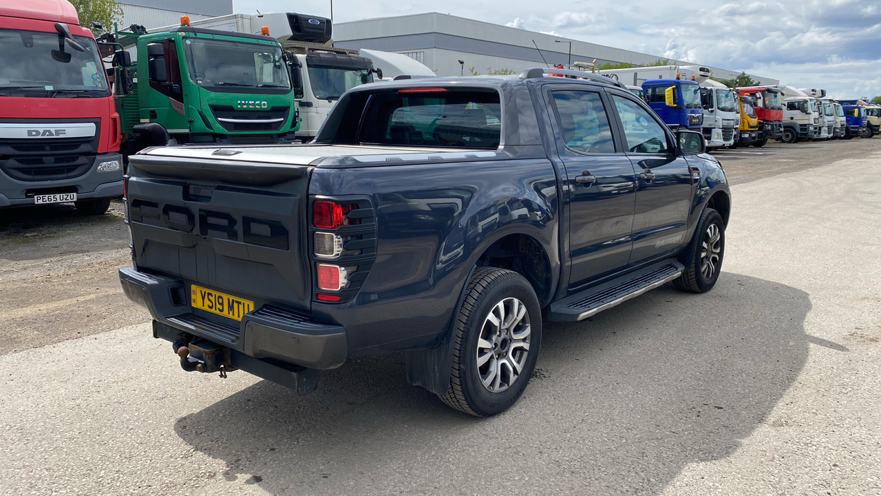 Ford Ranger WILDTRAK 200 3.2 TDCi - Пикап, Бус с двойна кабина: снимка 4 Ford Ranger WILDTRAK 200 3.2 TDCi - Пикап, Бус с двойна кабина: снимка 4