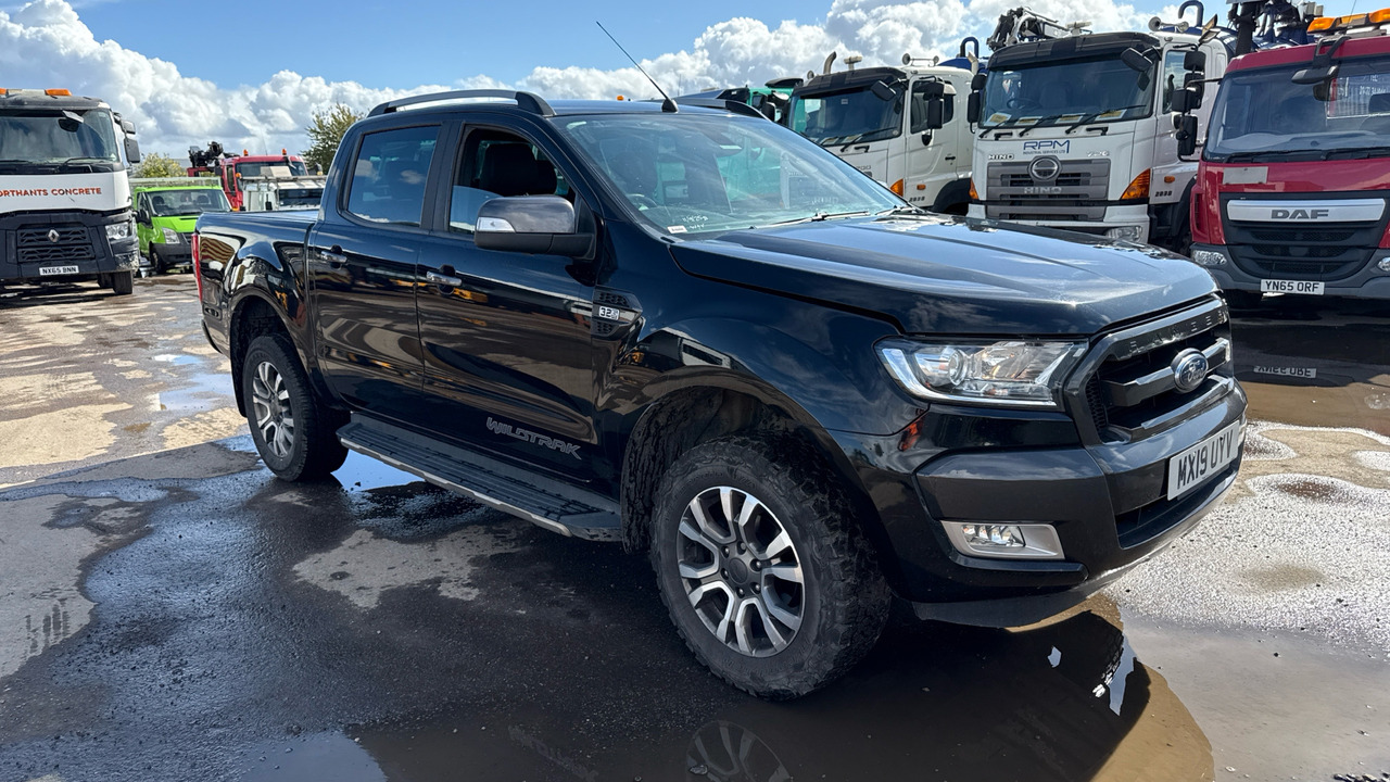 Ford Ranger WILDTRAK 3.2 TDCI 200PS - Пикап: снимка 1 Ford Ranger WILDTRAK 3.2 TDCI 200PS - Пикап: снимка 1