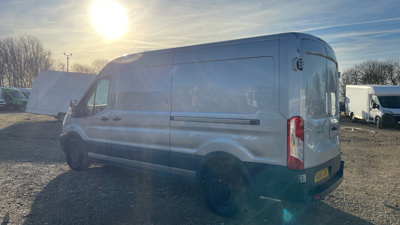 Ford Transit 350 TREND 2.2 TDCi 125ps - Товарен бус: снимка 3 Ford Transit 350 TREND 2.2 TDCi 125ps - Товарен бус: снимка 3