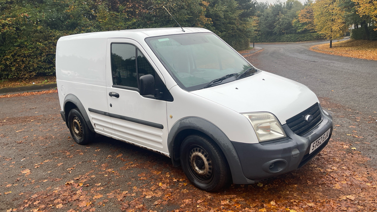 Ford Transit Connect T200 TDCi 75ps - Малък ван: снимка 1 Ford Transit Connect T200 TDCi 75ps - Малък ван: снимка 1