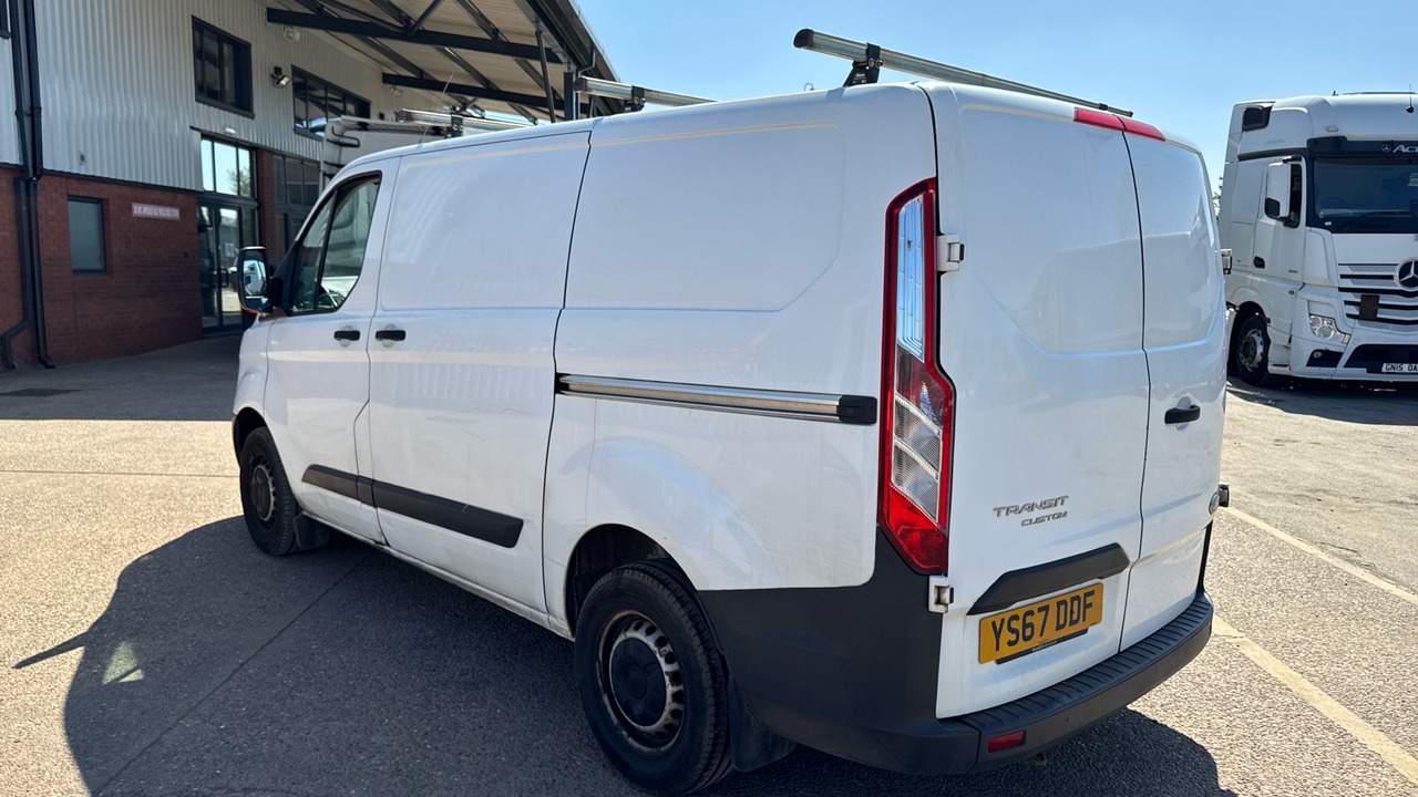 Ford Transit Custom 290 2.0 TDCi 105PS - Малък ван: снимка 3 Ford Transit Custom 290 2.0 TDCi 105PS - Малък ван: снимка 3