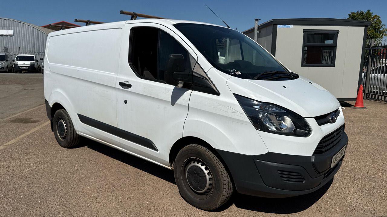 Ford Transit Custom 290 2.0 TDCi 105PS - Малък ван: снимка 1 Ford Transit Custom 290 2.0 TDCi 105PS - Малък ван: снимка 1