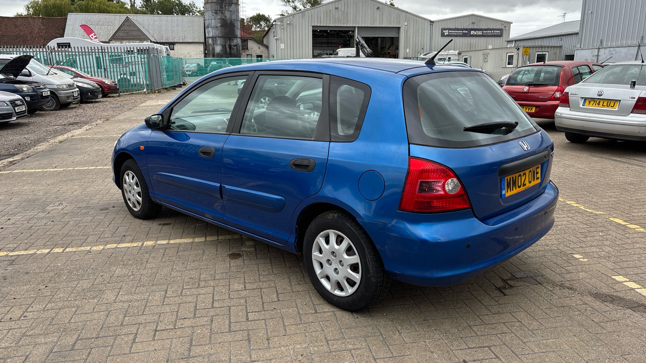 HONDA CIVIC VISION 1.4 - Хечбек: снимка 3 HONDA CIVIC VISION 1.4 - Хечбек: снимка 3