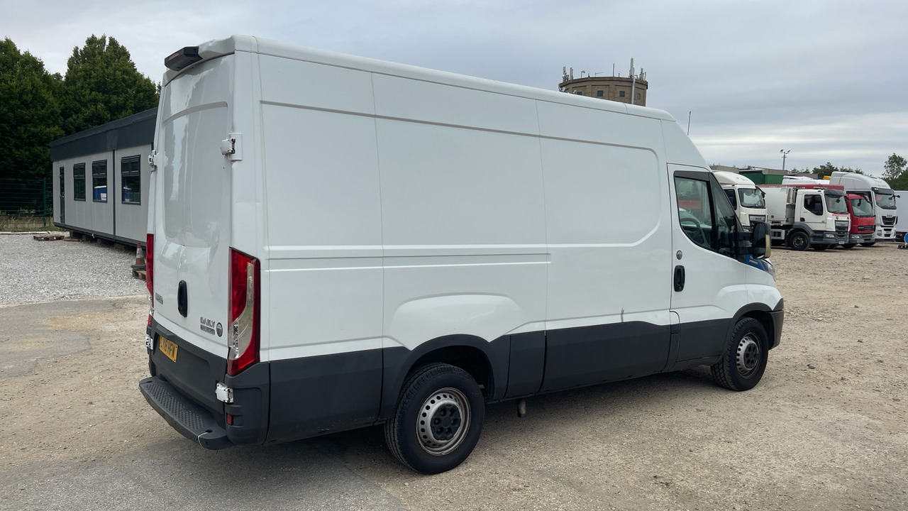 IVECO DAILY 35-140 - Товарен бус: снимка 4 IVECO DAILY 35-140 - Товарен бус: снимка 4