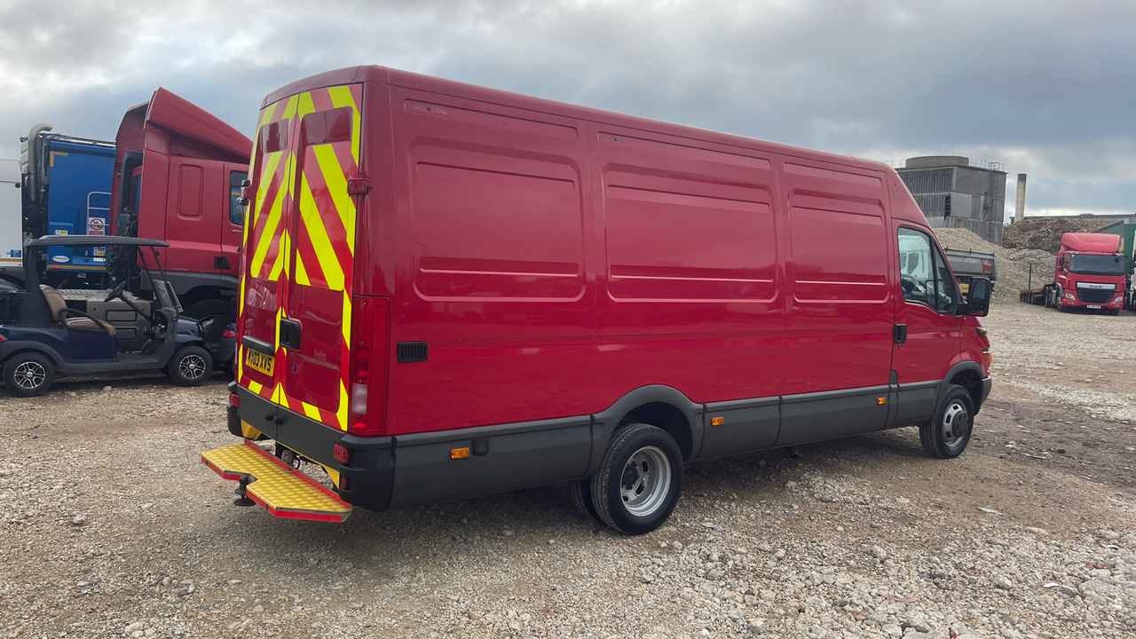 IVECO DAILY S2000 - Товарен бус: снимка 4 IVECO DAILY S2000 - Товарен бус: снимка 4