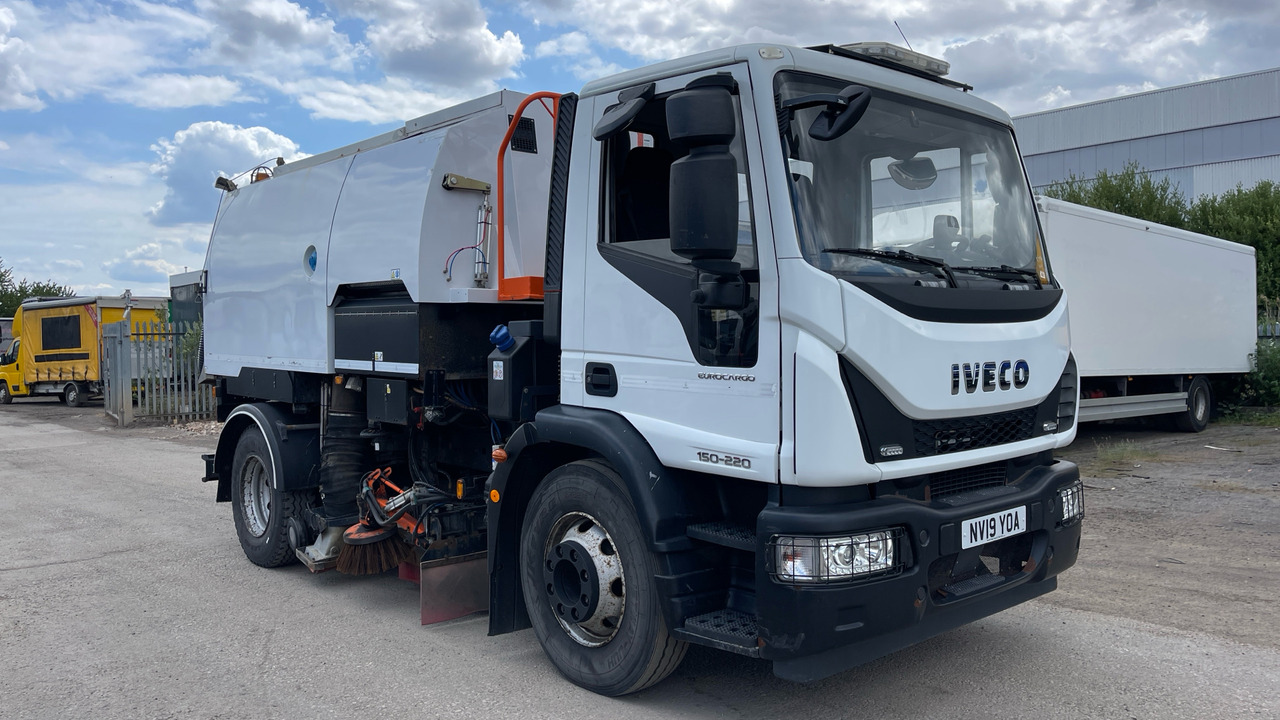 IVECO EUROCARGO 150-220 - Мотометачна машина: снимка 1 IVECO EUROCARGO 150-220 - Мотометачна машина: снимка 1