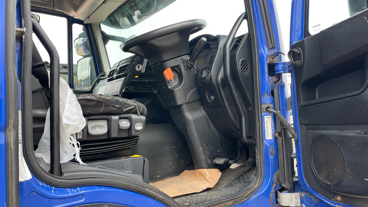 IVECO TRAKKER 410 - Мултилифт с кука камион: снимка 5 IVECO TRAKKER 410 - Мултилифт с кука камион: снимка 5