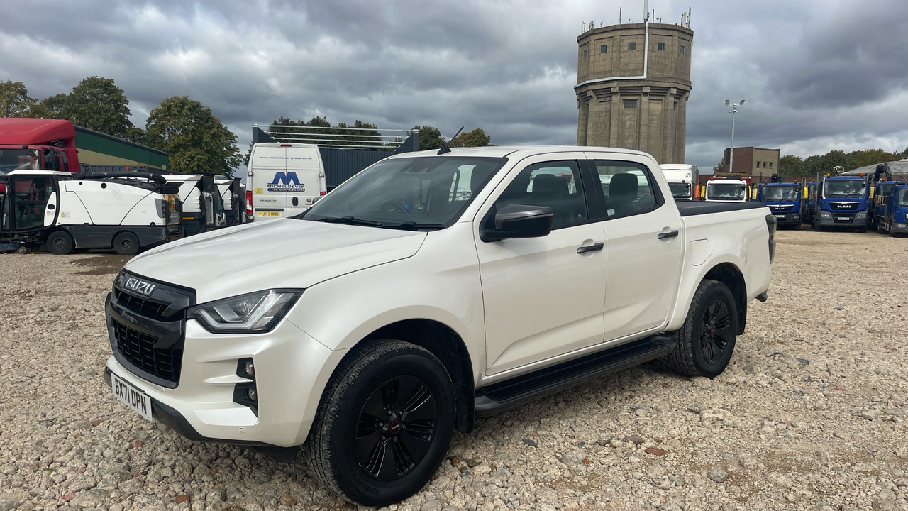 Isuzu D-Max 1.9 V-Cross - Пикап, Бус с двойна кабина: снимка 2 Isuzu D-Max 1.9 V-Cross - Пикап, Бус с двойна кабина: снимка 2