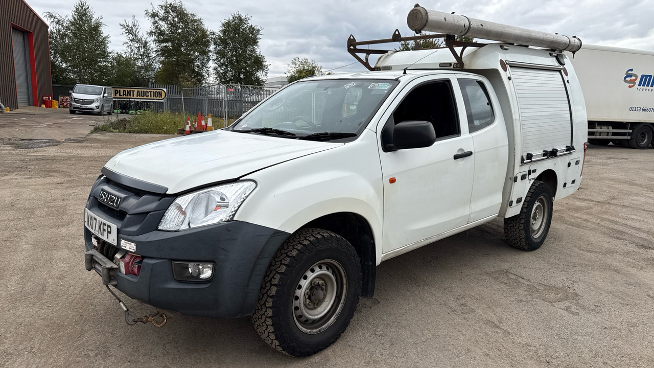 Isuzu D-Max 2.5 TD - Пикап, Бус с двойна кабина: снимка 2 Isuzu D-Max 2.5 TD - Пикап, Бус с двойна кабина: снимка 2