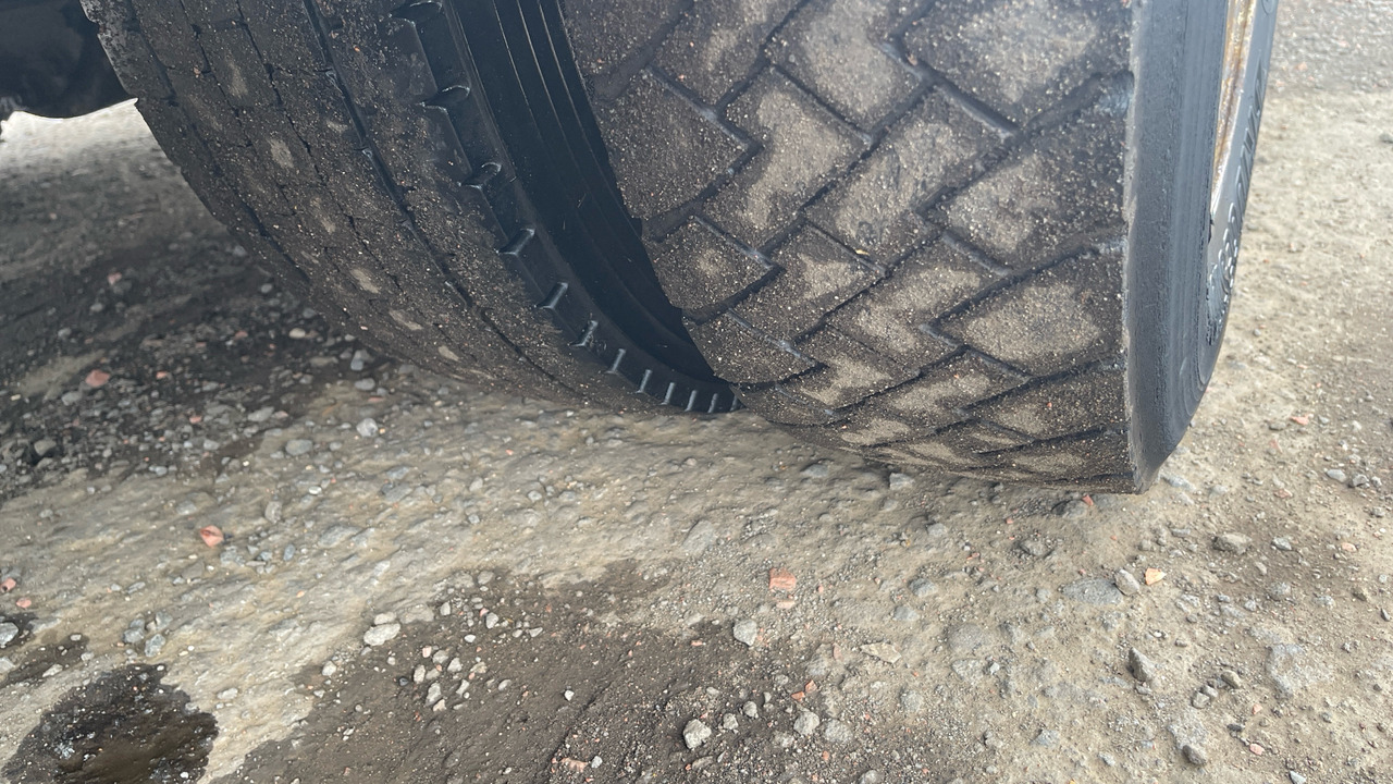 Бордови камион Isuzu N75 190: снимка 14