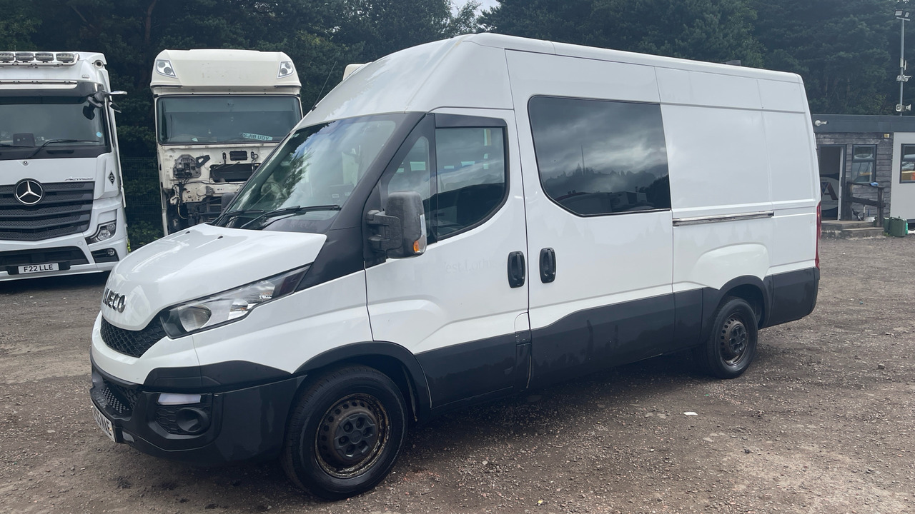 Iveco Daily 2.3 35-130 - Бус с двойна кабина: снимка 2 Iveco Daily 2.3 35-130 - Бус с двойна кабина: снимка 2