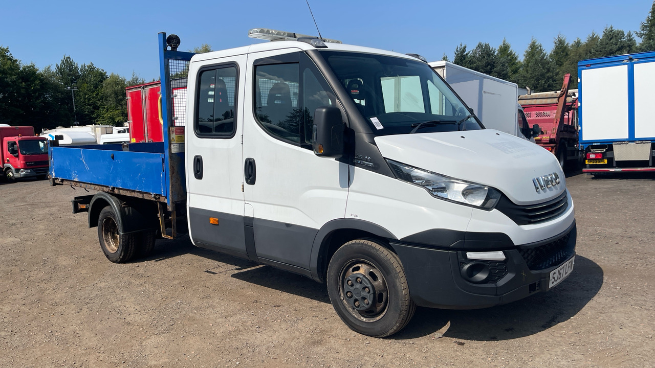 Iveco Daily 2.3 35-140 3750WB - Бус самосвал: снимка 1 Iveco Daily 2.3 35-140 3750WB - Бус самосвал: снимка 1