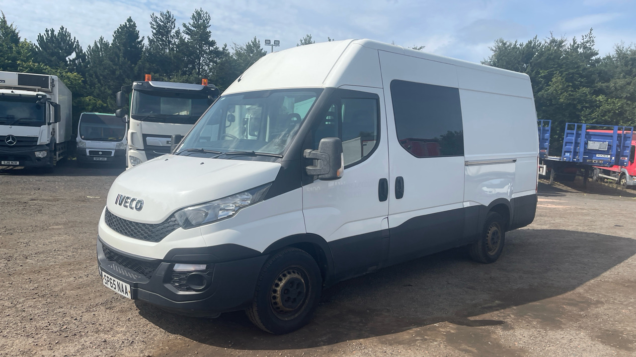Iveco Daily 35-130 2.3 3520 WB - Бус с двойна кабина: снимка 2 Iveco Daily 35-130 2.3 3520 WB - Бус с двойна кабина: снимка 2