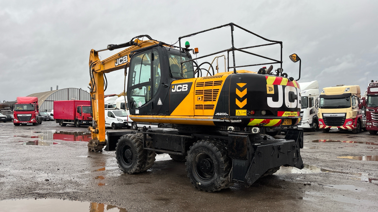 JCB JS200W - Колесен багер: снимка 3 JCB JS200W - Колесен багер: снимка 3