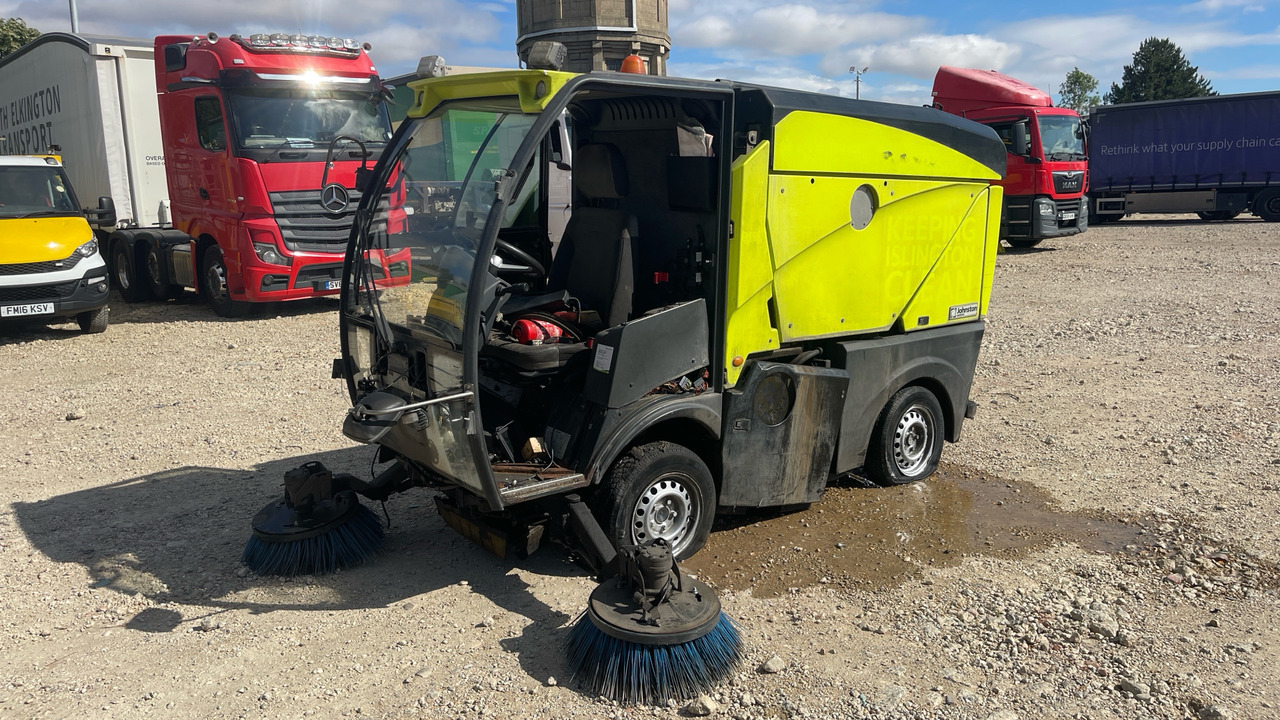 JOHNSTON - Мотометачна машина: снимка 1 JOHNSTON - Мотометачна машина: снимка 1