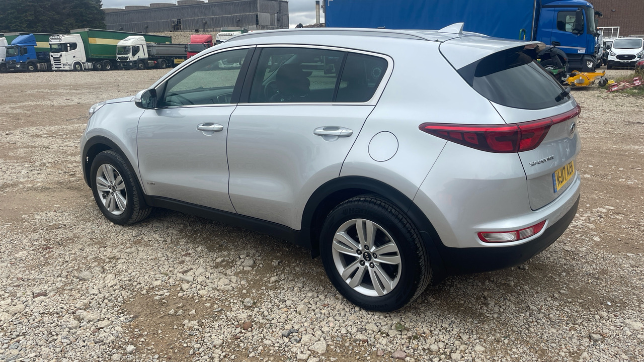 KIA SPORTAGE 2.0 CRDI KX-2 - Хечбек: снимка 3 KIA SPORTAGE 2.0 CRDI KX-2 - Хечбек: снимка 3