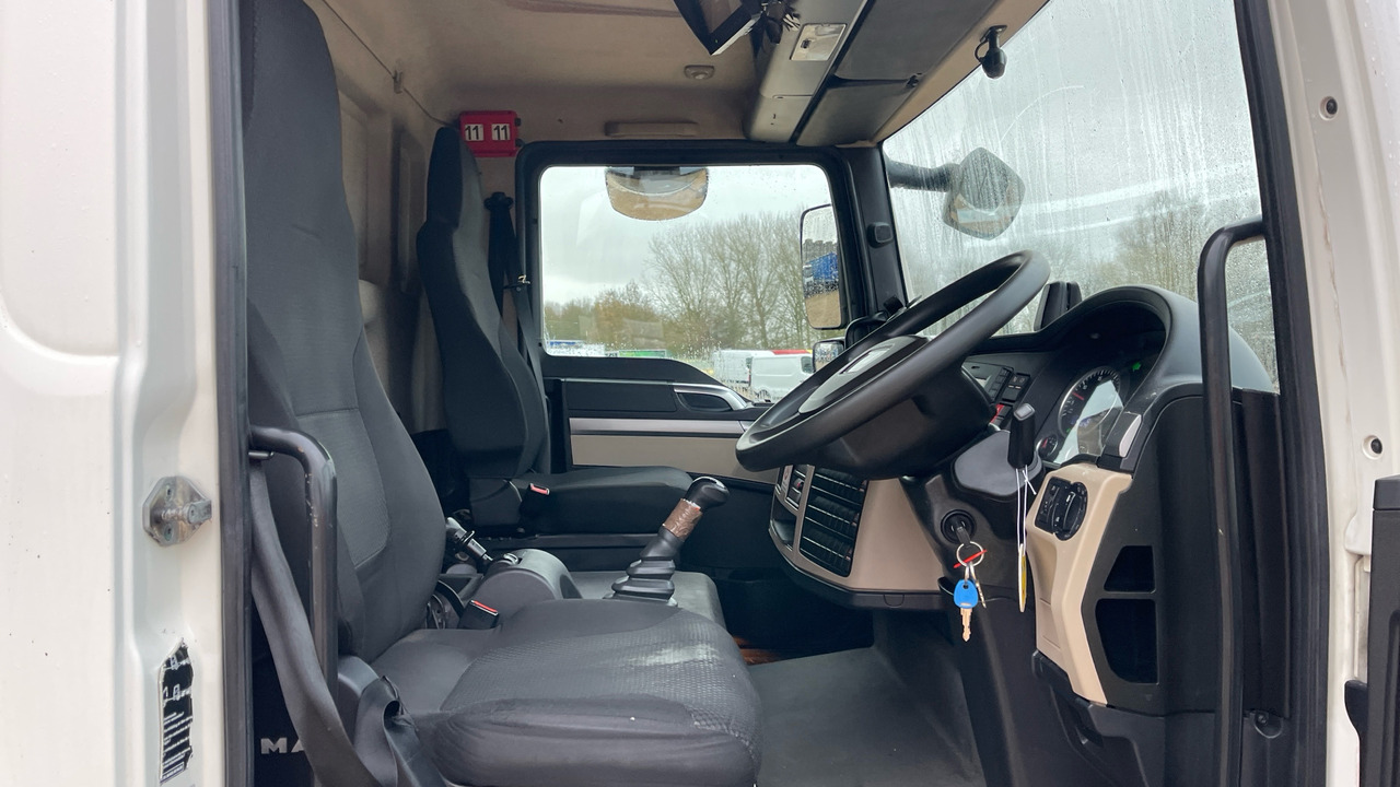 MAN TGL 12.190 - Камион фургон: снимка 5 MAN TGL 12.190 - Камион фургон: снимка 5