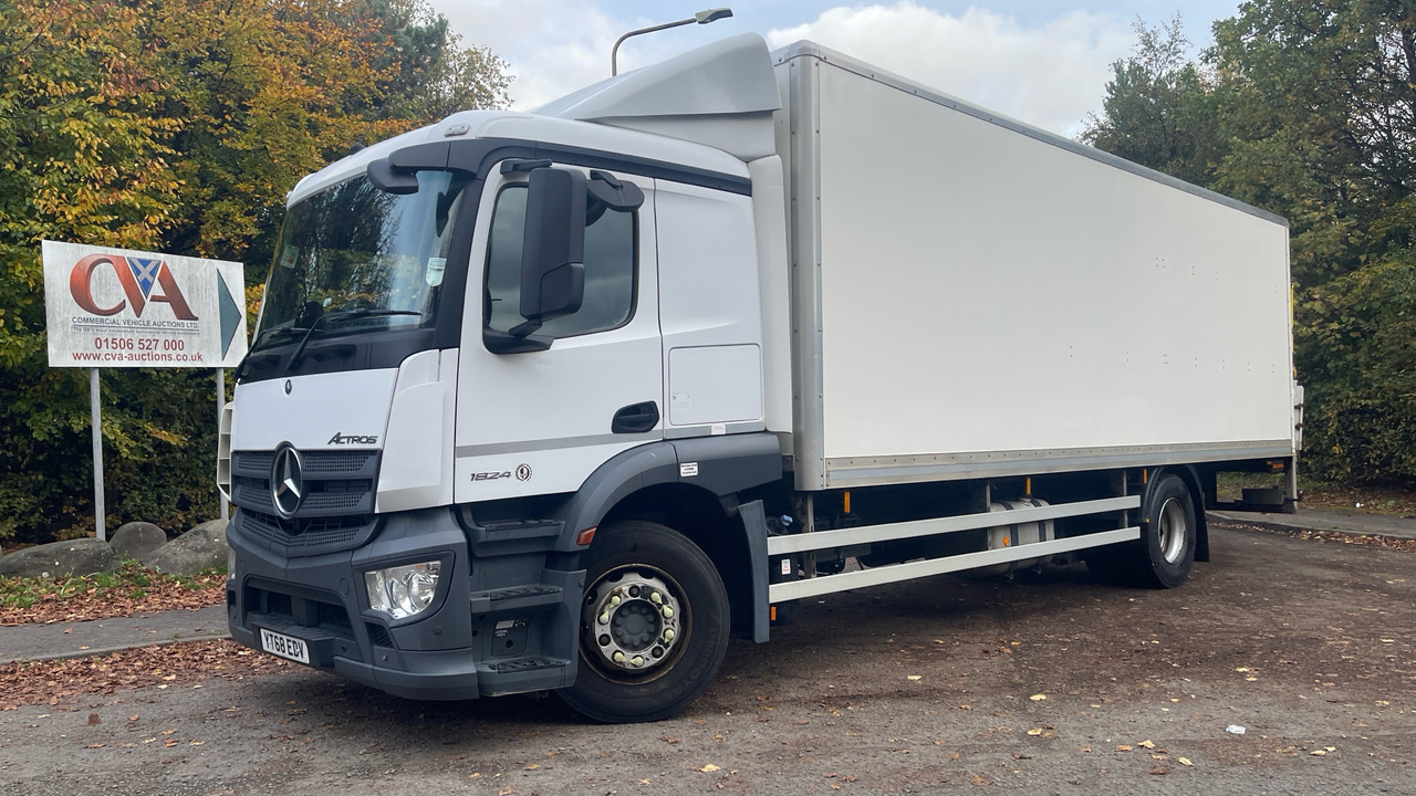 MERCEDES-BENZ ACTROS 1824 - Камион фургон: снимка 2 MERCEDES-BENZ ACTROS 1824 - Камион фургон: снимка 2