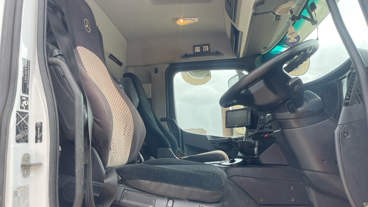 MERCEDES-BENZ AROCS - Самосвал камион, Камион с кран: снимка 5 MERCEDES-BENZ AROCS - Самосвал камион, Камион с кран: снимка 5