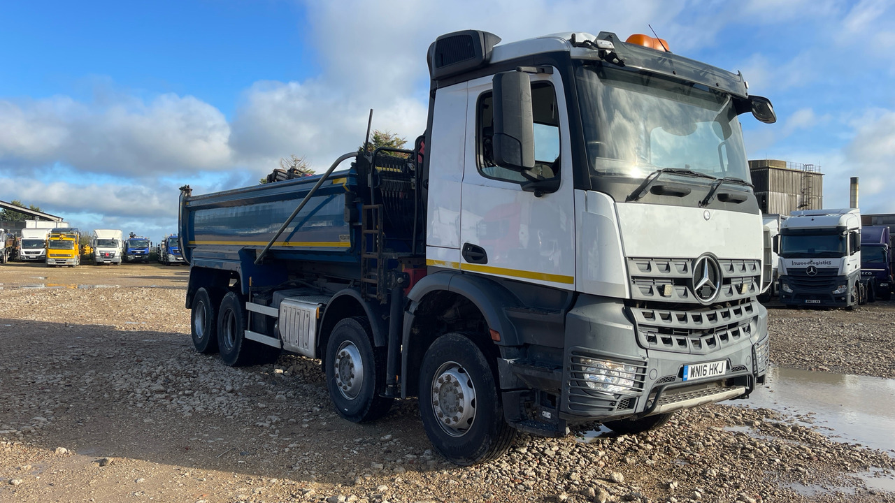 MERCEDES-BENZ AROCS - Самосвал камион, Камион с кран: снимка 1 MERCEDES-BENZ AROCS - Самосвал камион, Камион с кран: снимка 1