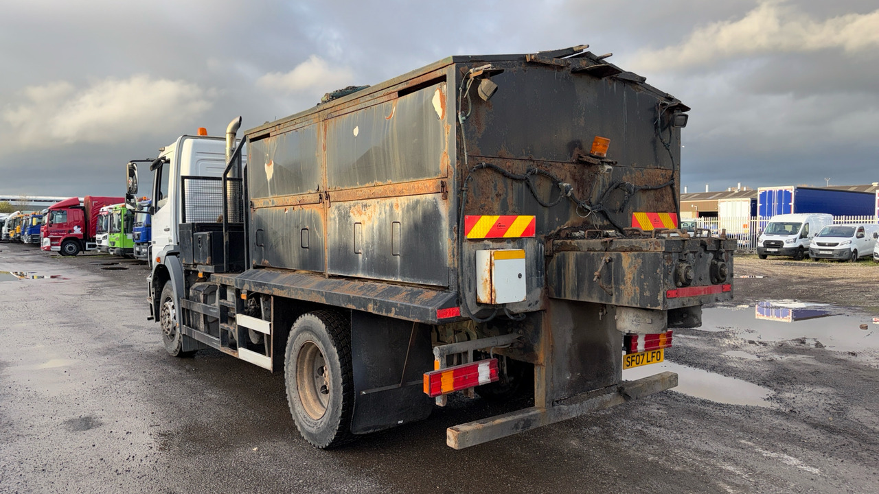 MERCEDES-BENZ AXOR 1824 - Техника за слагане на асфалт: снимка 3 MERCEDES-BENZ AXOR 1824 - Техника за слагане на асфалт: снимка 3