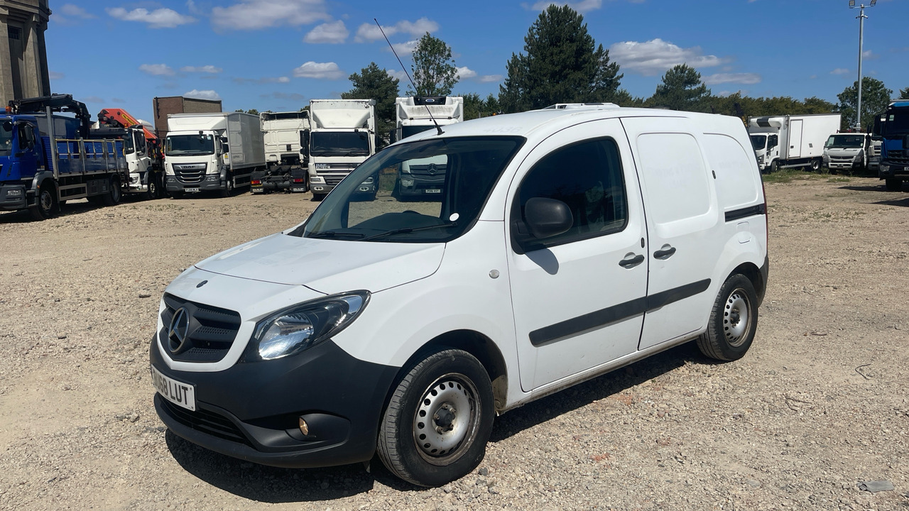 MERCEDES-BENZ CITAN 109 CDI - Малък ван: снимка 2 MERCEDES-BENZ CITAN 109 CDI - Малък ван: снимка 2