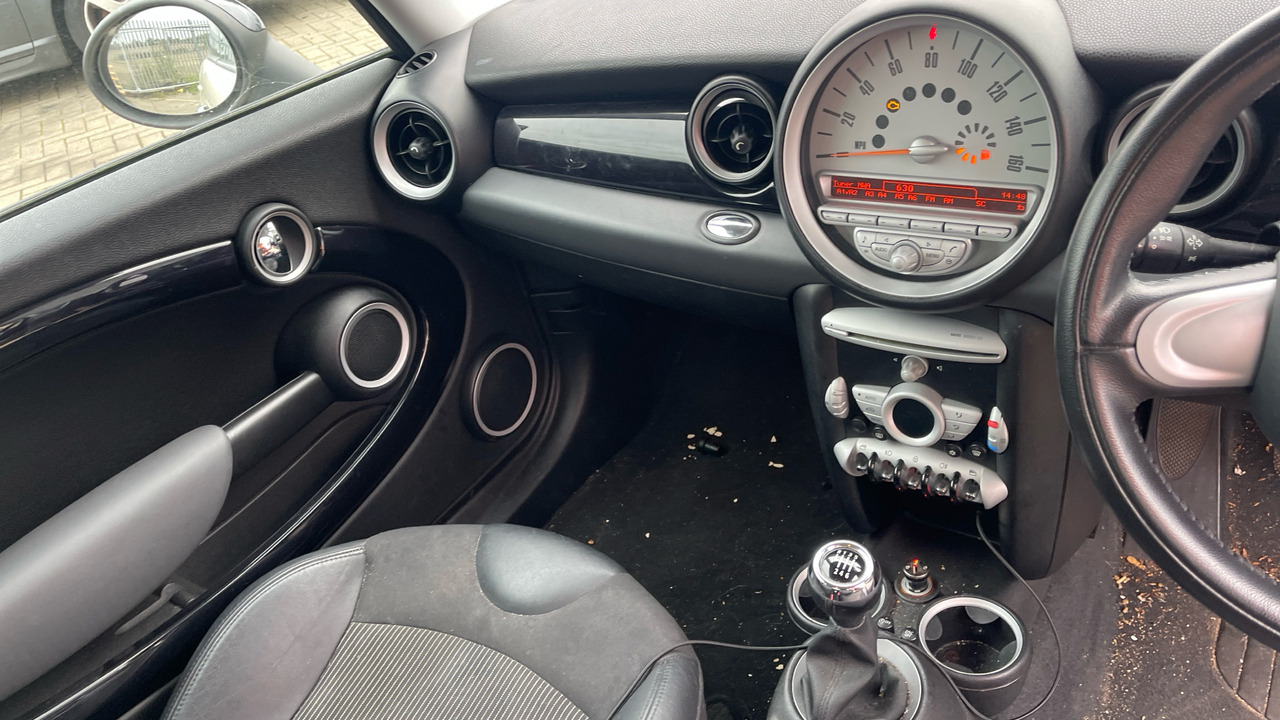 Хечбек MINI COOPER: снимка 7