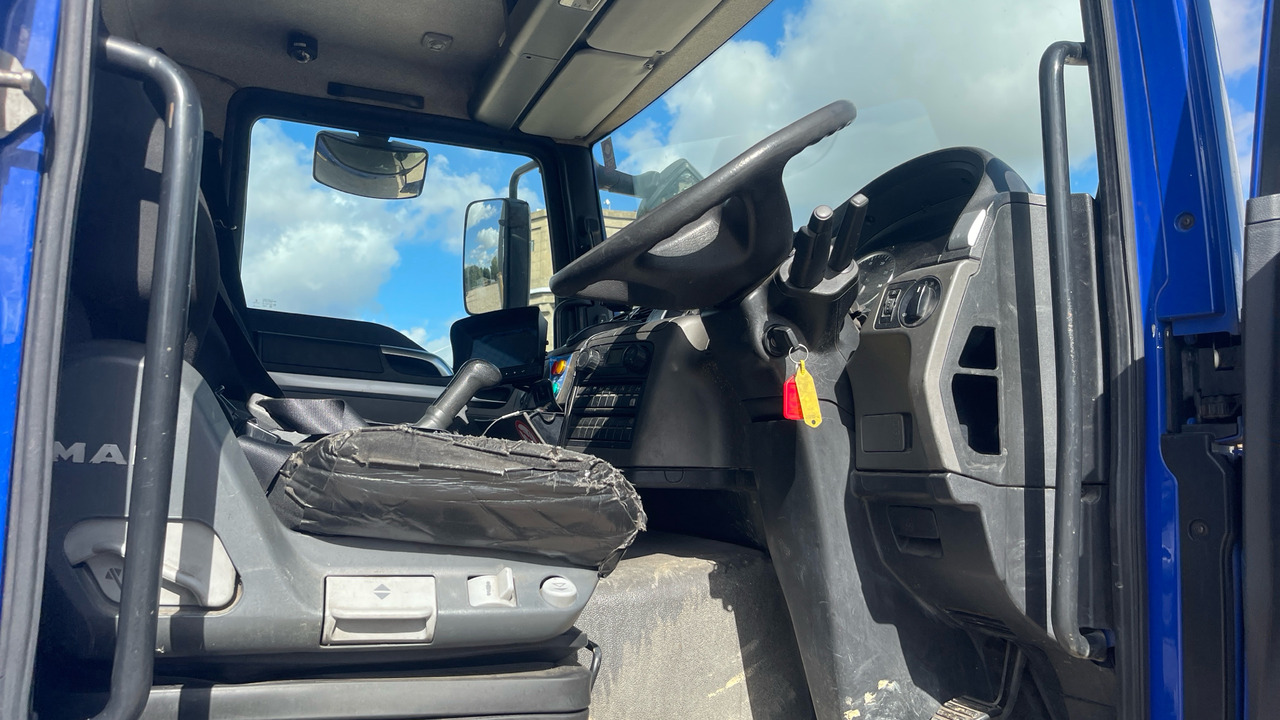 Man TGM 18.250 - Бордови камион, Камион с кран: снимка 5 Man TGM 18.250 - Бордови камион, Камион с кран: снимка 5