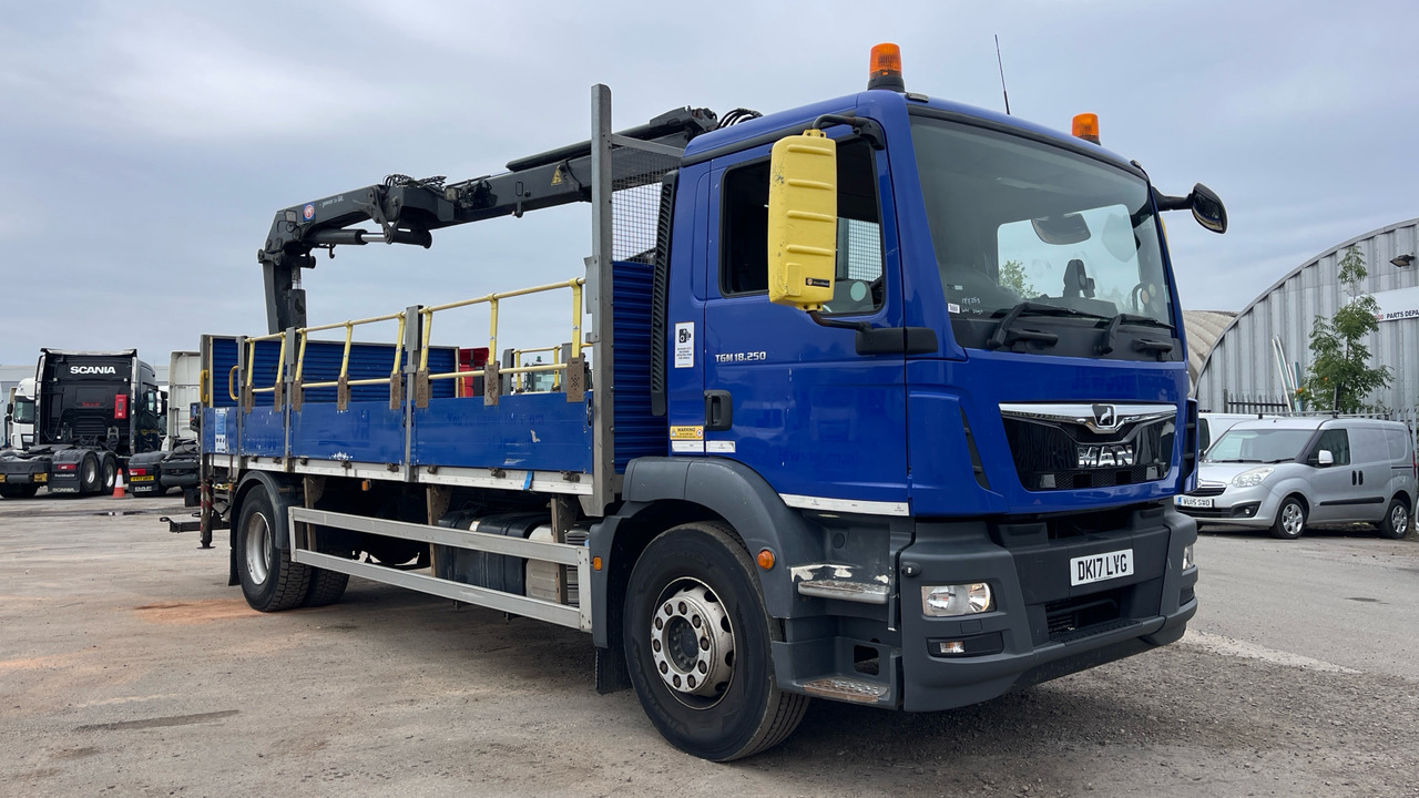 Man TGM 18.250 - Бордови камион, Камион с кран: снимка 1 Man TGM 18.250 - Бордови камион, Камион с кран: снимка 1