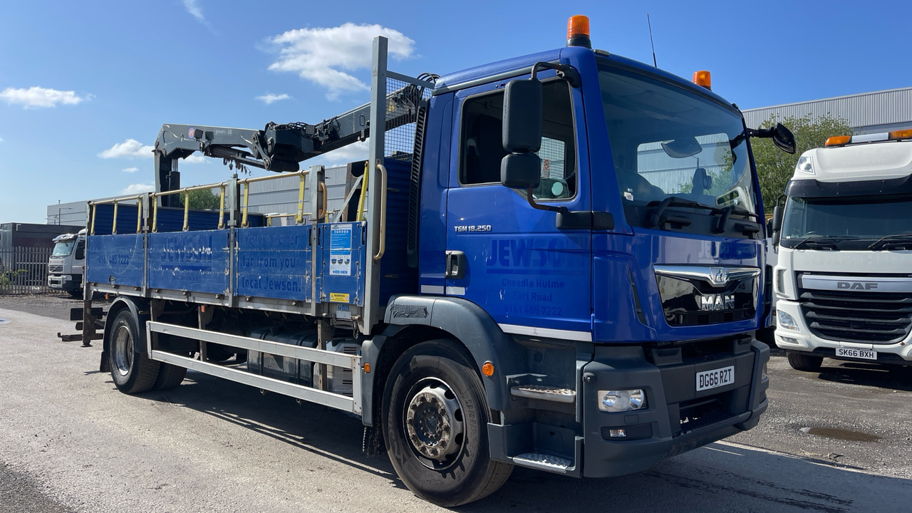 Man TGM 18.250 - Бордови камион, Камион с кран: снимка 1 Man TGM 18.250 - Бордови камион, Камион с кран: снимка 1