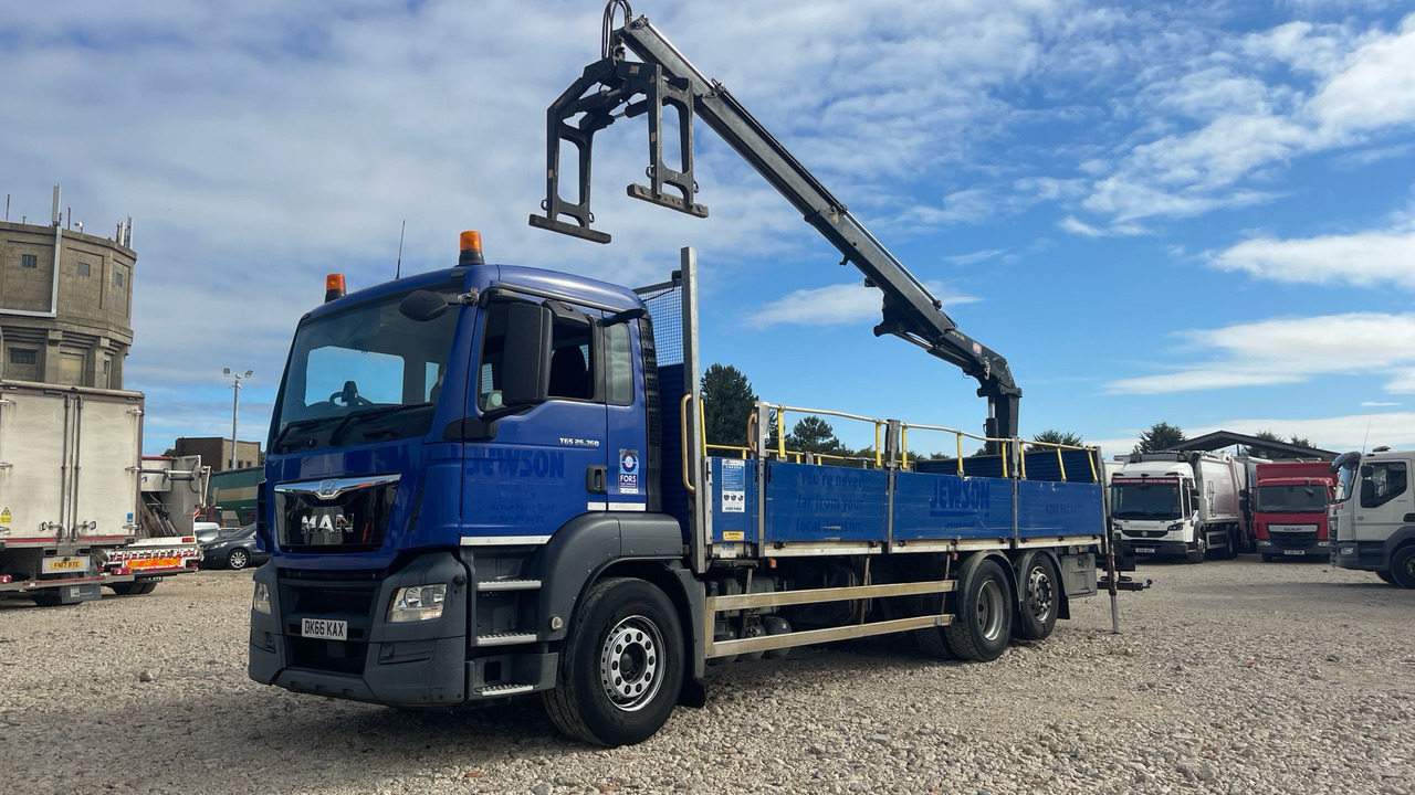 Man TGS 26.360 - Бордови камион, Камион с кран: снимка 2 Man TGS 26.360 - Бордови камион, Камион с кран: снимка 2