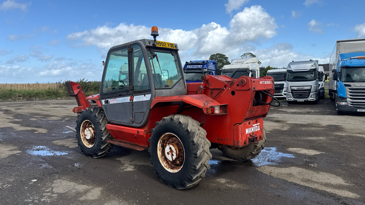 Manitou Mt 1232s - Строително оборудване: снимка 3 Manitou Mt 1232s - Строително оборудване: снимка 3