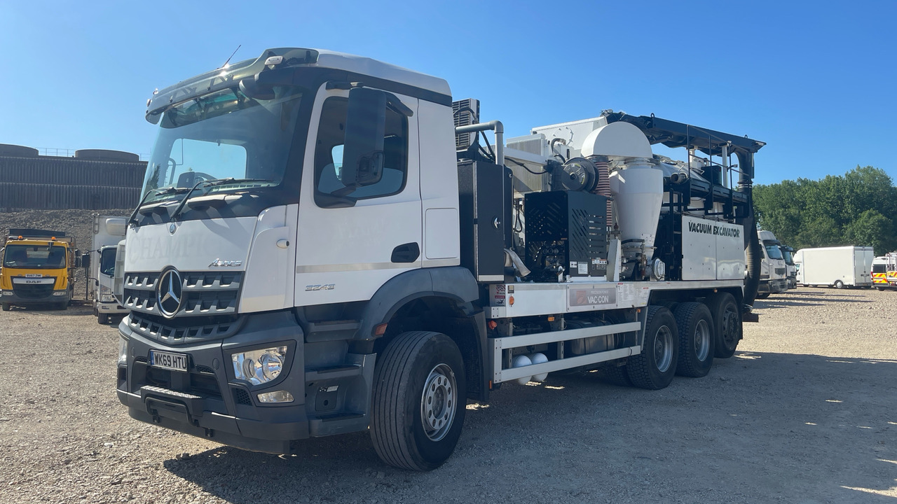 Mercedes-Benz Arocs 3243 - Каналопочистваща машина: снимка 2 Mercedes-Benz Arocs 3243 - Каналопочистваща машина: снимка 2