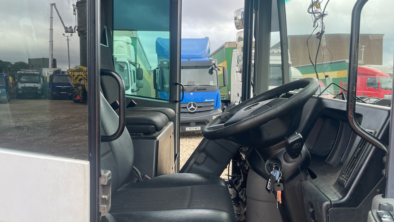 Mercedes-Benz Econic 2630 - Боклукчийска кола: снимка 5 Mercedes-Benz Econic 2630 - Боклукчийска кола: снимка 5