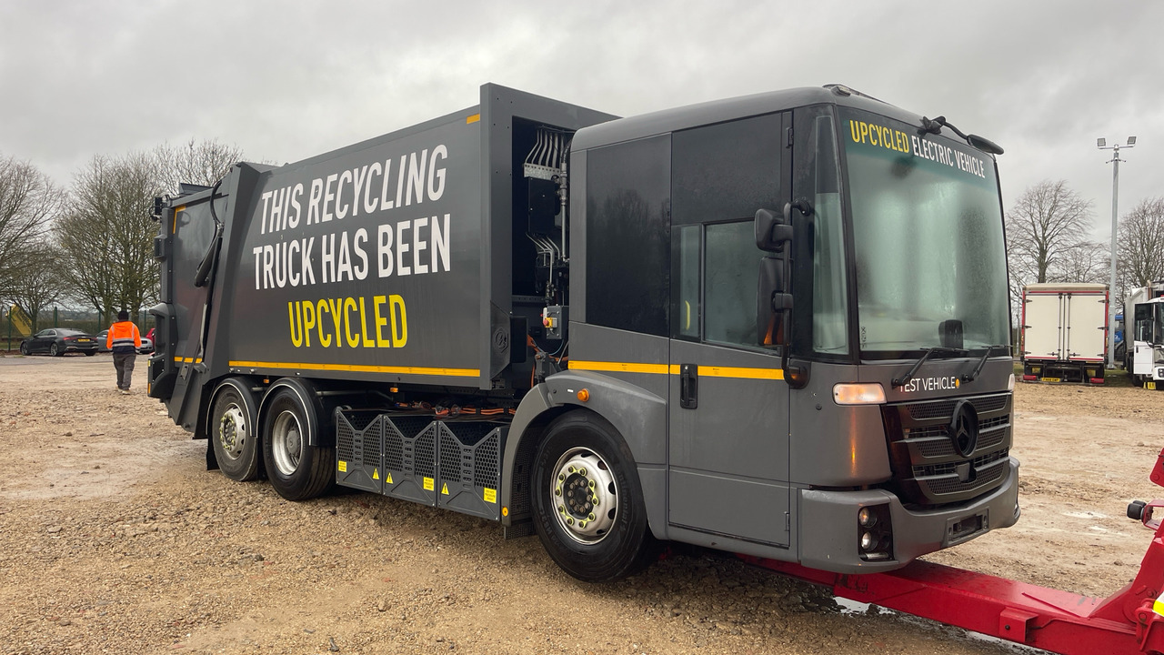 Mercedes-Benz Econic - Боклукчийска кола: снимка 2 Mercedes-Benz Econic - Боклукчийска кола: снимка 2