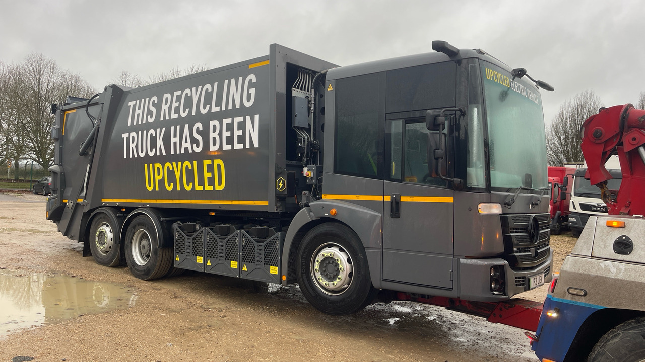 Mercedes-Benz Econic - Боклукчийска кола: снимка 2 Mercedes-Benz Econic - Боклукчийска кола: снимка 2