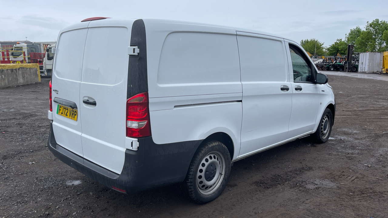 Mercedes-Benz eVito 66 85KW Progressive - Товарен бус, Електрически бус: снимка 4 Mercedes-Benz eVito 66 85KW Progressive - Товарен бус, Електрически бус: снимка 4