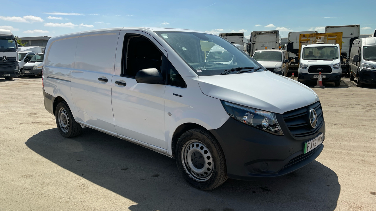Mercedes-Benz eVito 85KW Progressive - Товарен бус, Електрически бус: снимка 1 Mercedes-Benz eVito 85KW Progressive - Товарен бус, Електрически бус: снимка 1