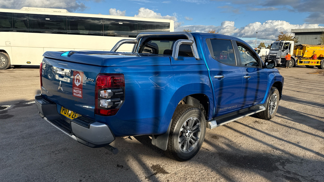 Mitsubishi L200 DI-D 2.3 Barbarian X 150PS - Пикап, Бус с двойна кабина: снимка 4 Mitsubishi L200 DI-D 2.3 Barbarian X 150PS - Пикап, Бус с двойна кабина: снимка 4